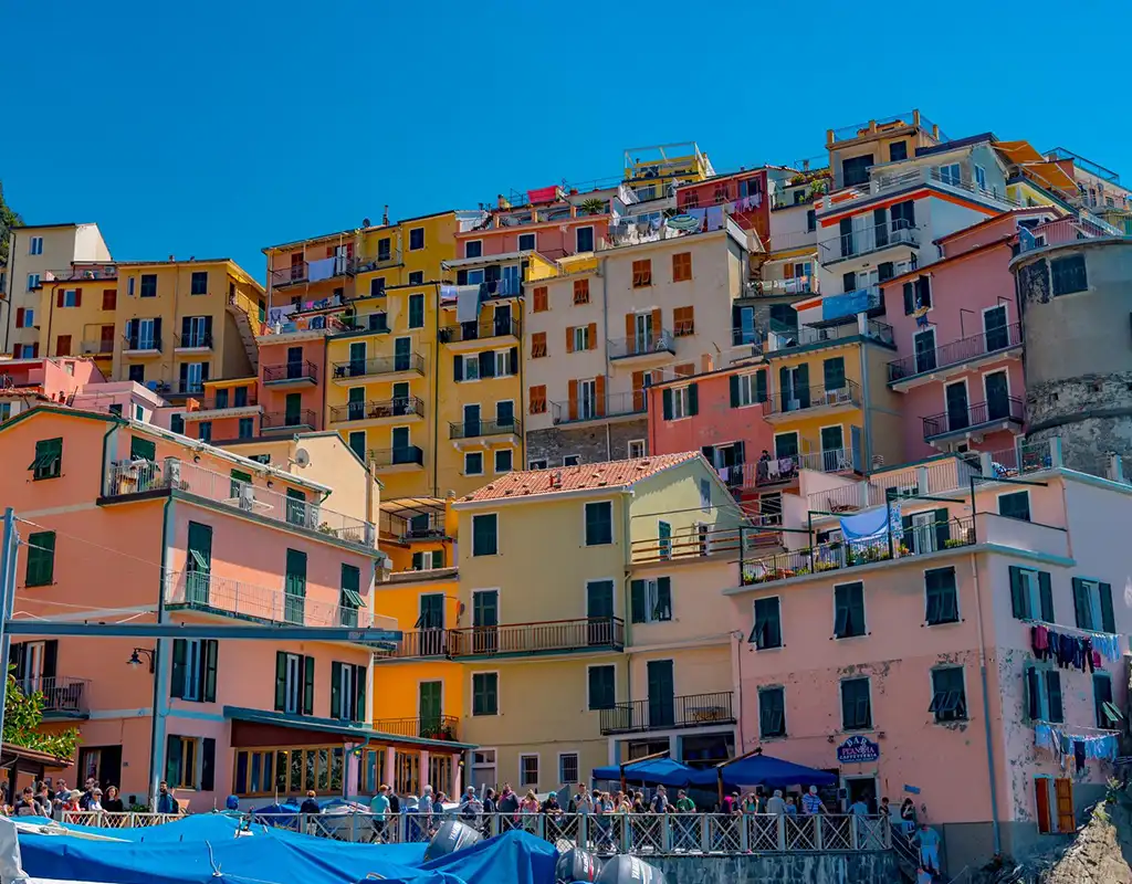 Exploring the Charm of Cinque Terre: A Colorful Coastal Paradise